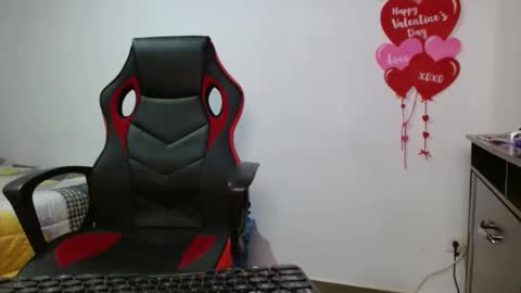 Snapshot of alex_parker07 chatting on 02.27.25 Alex Parker online show from 02.27.25