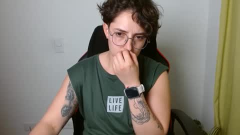 Snapshot of alex_parker07 chatting on 03.12.25 Alex Parker online show from 03.12.25