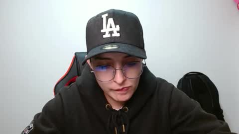 Snapshot of alex_parker07 chatting on 10.15.25 Alex Parker online show from 10.15.25