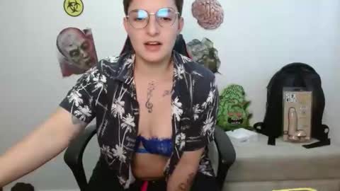 Snapshot of alex_parker07 chatting on 11.07.25 Alex Parker online show from 11.07.25