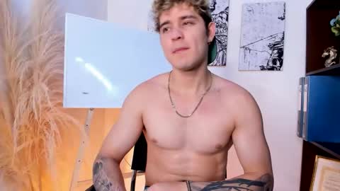 Alex  online show from 04.25.26