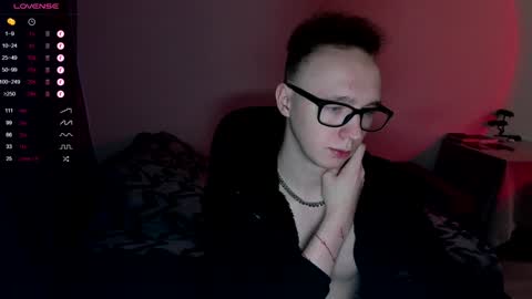 Snapshot of alex_silent chatting on 12.21.24 alex_silent online show from 12.21.24