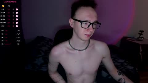 Snapshot of alex_silent chatting on 01.09.25 alex_silent online show from 01.09.25