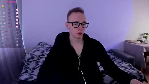 Snapshot of alex_silent chatting on 03.12.25 alex_silent online show from 03.12.25