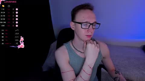 Snapshot of alex_silent chatting on 09.20.25 alex_silent online show from 09.20.25