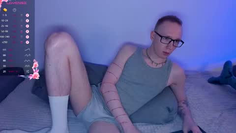 Snapshot of alex_silent chatting on 10.12.25 alex_silent online show from 10.12.25