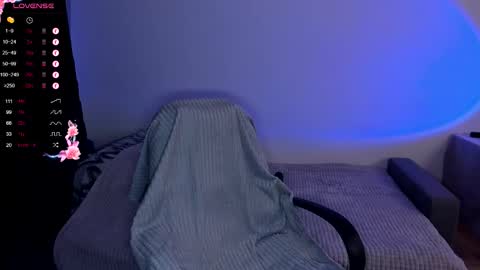 Snapshot of alex_silent chatting on 10.14.25 alex_silent online show from 10.14.25