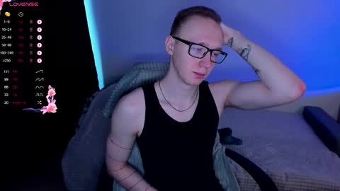 Snapshot of alex_silent chatting on 10.31.25 alex_silent online show from 10.31.25