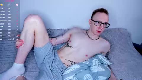 Snapshot of alex_silent chatting on 06.19.26 alex_silent online show from 06.19.26