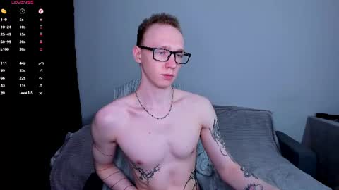 Snapshot of alex_silent chatting on 07.10.26 alex_silent online show from 07.10.26