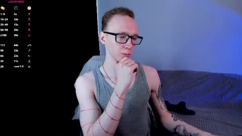 Snapshot of alex_silent chatting on 07.12.26 alex_silent online show from 07.12.26