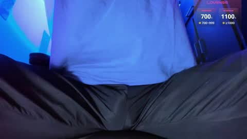 Snapshot of alex_smith0 chatting on 12.14.24 online show from 12.14.24