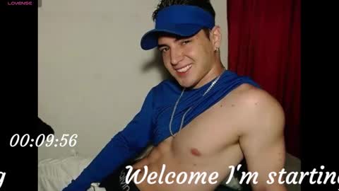 Snapshot of alex_smith0 chatting on 01.05.26 online show from 01.05.26