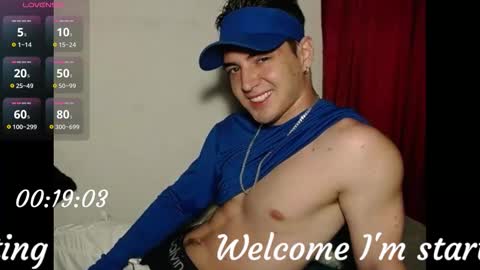 Snapshot of alex_smith0 chatting on 02.01.26 online show from 02.01.26