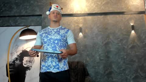 Snapshot of alex_tower chatting on 12.13.24 Alex Towers online show from 12.13.24