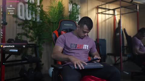 Snapshot of alex_tower chatting on 02.05.25 Alex Towers online show from 02.05.25