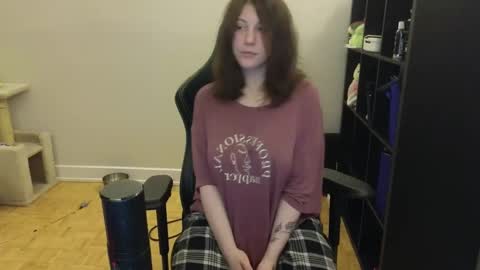 dont be afraid to click social media link its  working  just click on that  online show from 02.04.25