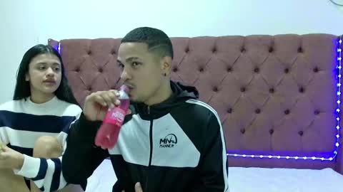 Snapshot of alexa_hotfox chatting on 02.11.25 ALEXA online show from 02.11.25