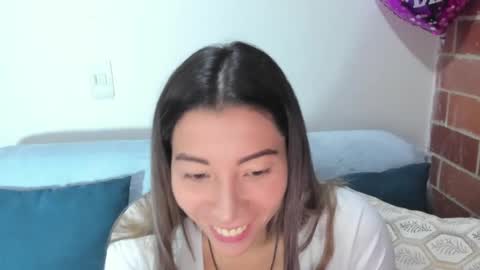 Snapshot of alexa_latina chatting on 02.16.25 alexa latina online show from 02.16.25