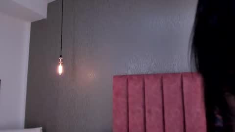 Alexa Thaylor online show from 11.29.25