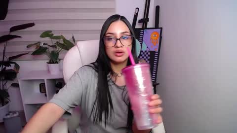 alexaa_obrien online show from 02.05.25