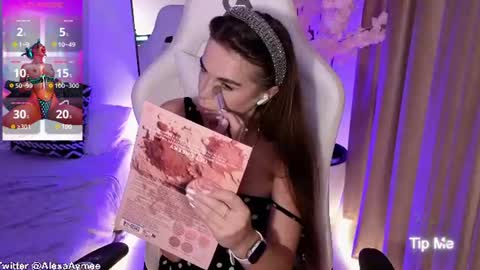 Snapshot of alexaaimee chatting on 06.19.26 Alexa online show from 06.19.26
