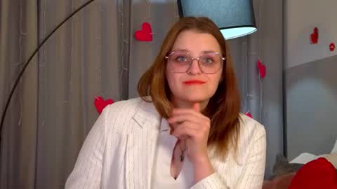 AlexaAvery online show from 06.11.26