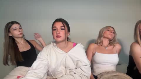 Snapshot of alexajefferies chatting on 09.17.25 alexajefferies online show from 09.17.25