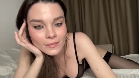 Snapshot of alexalex2095 chatting on 04.10.26 Ember Valentine online show from 04.10.26