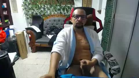 Snapshot of alexamdergal chatting on 01.04.25 Alexamdergal online show from 01.04.25