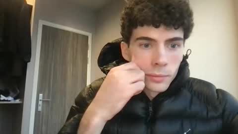 Snapshot of alexander0_ chatting on 02.14.26 Alexander online show from 02.14.26