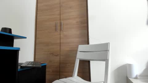 Snapshot of alexander__lips chatting on 10.14.25 alexander__lips online show from 10.14.25