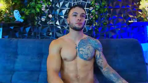 Snapshot of alexander_collin_ chatting on 08.05.26 Alex Collin online show from 08.05.26