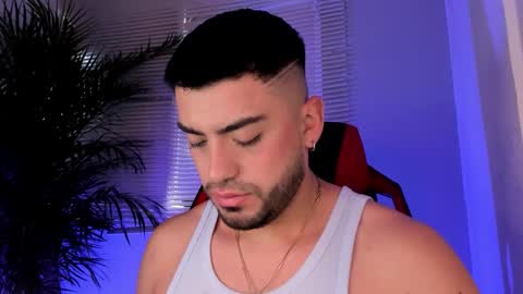 Alexander Diaz online show from 10.20.25