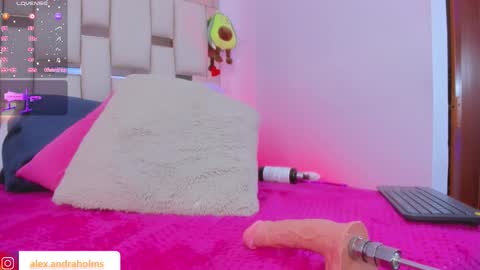 alexandra_holms1 online show from 11.08.25