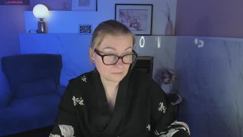 Snapshot of alexandra_kind chatting on 01.03.25 Alexandra online show from 01.03.25