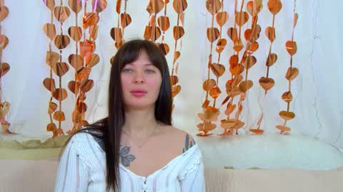 AlexandraBloom online show from 02.15.26