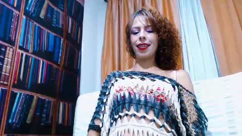 Snapshot of alexandrahornysexi chatting on 01.28.25 alexandra online show from 01.28.25