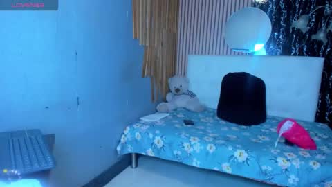 Snapshot of alexandramaravilla chatting on 03.14.26 ALEXANDRA online show from 03.14.26