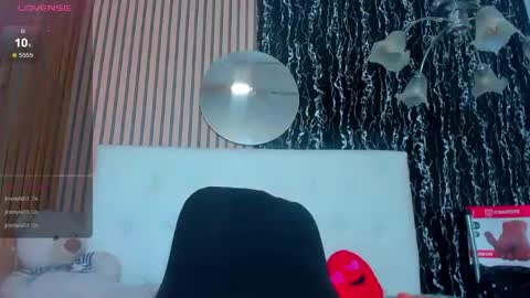 Snapshot of alexandramaravilla chatting on 03.15.26 ALEXANDRA online show from 03.15.26