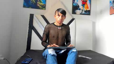 Alexandro online show from 10.29.25