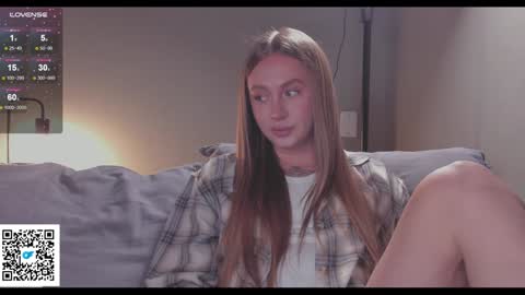 Snapshot of alexashowcum chatting on 12.16.24 Alexa online show from 12.16.24