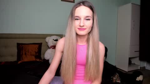 Snapshot of alexasweetblonde chatting on 02.28.25 Alexa online show from 02.28.25