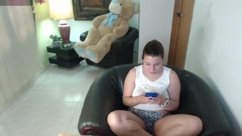 Snapshot of alexatai chatting on 05.16.26 alexatai online show from 05.16.26