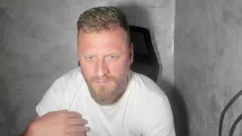 Snapshot of alexboy2022 chatting on 06.15.26 onlyfans..alexyno2022 online show from 06.15.26