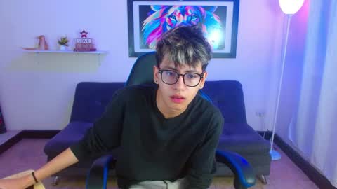 Snapshot of alexcum_18 chatting on 04.30.26 alex online show from 04.30.26
