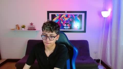 Snapshot of alexcum_18 chatting on 05.23.26 alex online show from 05.23.26