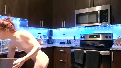 Alexi online show from 01.06.25