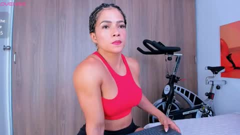 Snapshot of alexiafit chatting on 02.27.25 alexiafit online show from 02.27.25