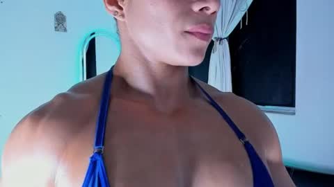Snapshot of alexiafit chatting on 06.30.26 alexiafit online show from 06.30.26